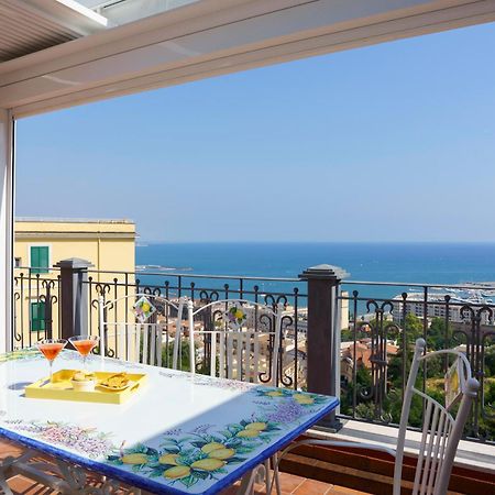 Suite Aphrodite - Exclusive Flat Salerno Bagian luar foto