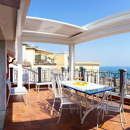 Suite Aphrodite - Exclusive Flat Salerno Bagian luar foto