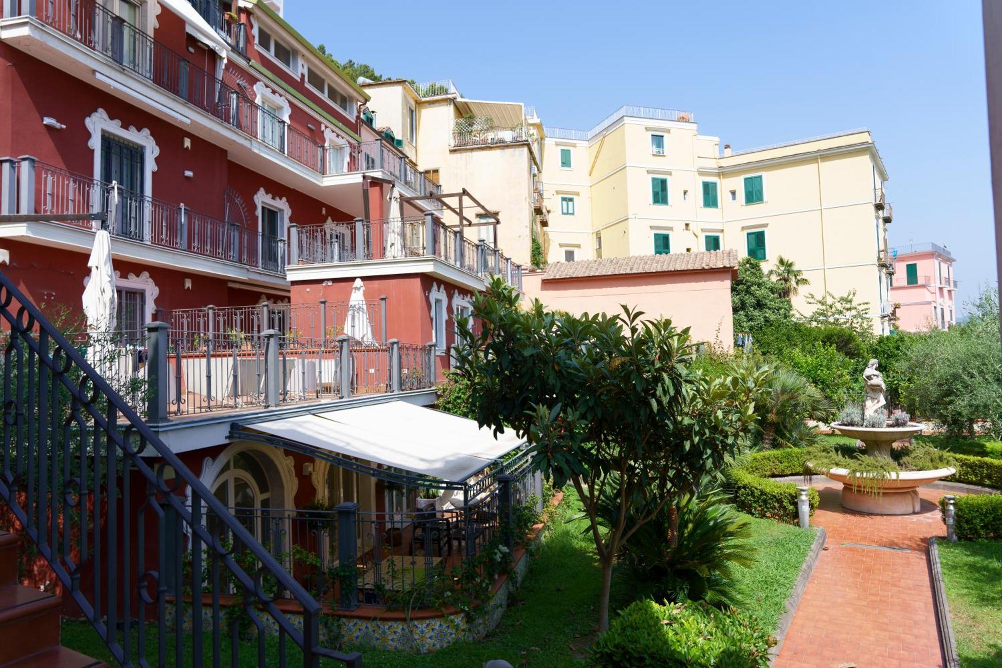 Suite Aphrodite - Exclusive Flat Salerno Bagian luar foto