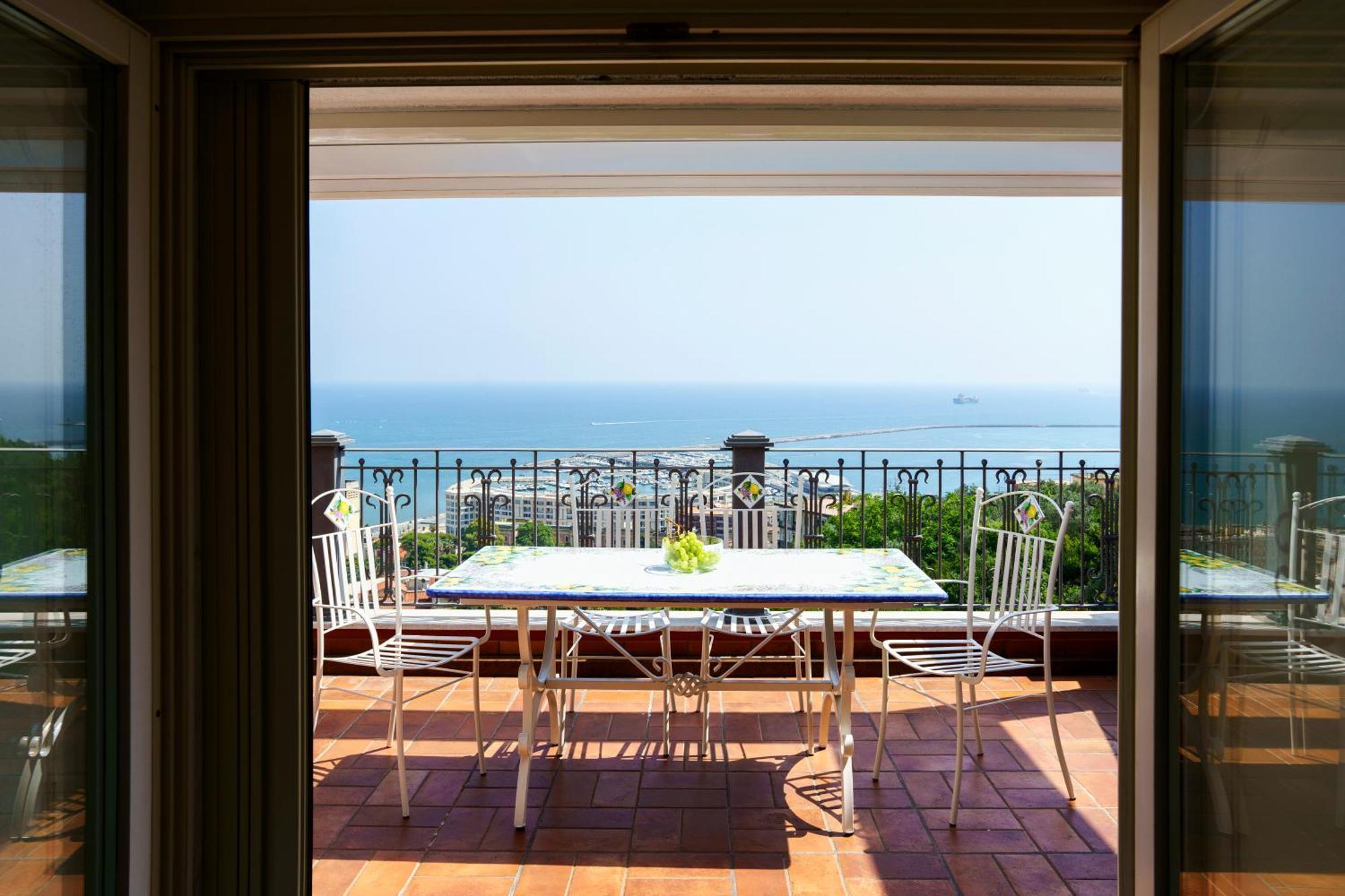 Suite Aphrodite - Exclusive Flat Salerno Bagian luar foto