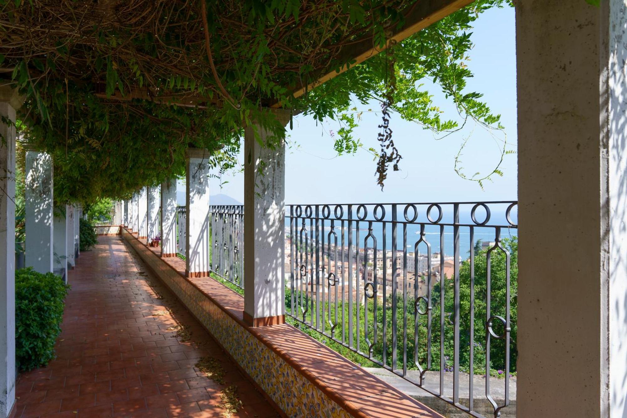 Suite Aphrodite - Exclusive Flat Salerno Bagian luar foto